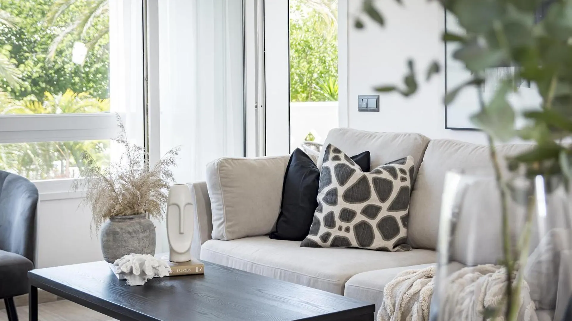 Pr - Stunning Flat Front Line Beach Puerto Banus Marbella